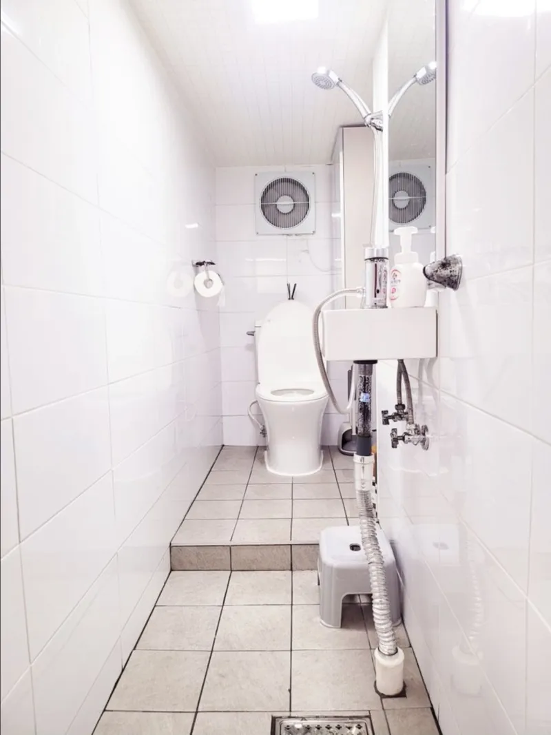 [Yeongdeungpo, Seoul][Yeongdeungpo-gu, Seoul] 5 mins from Daerim Station, 20 mins from Hongdae, clean 2-room 4-person rooms 10