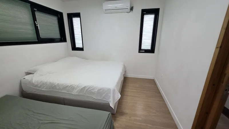 [제주 구좌] 수국과 돌담이 멋있는 투룸 독채 3