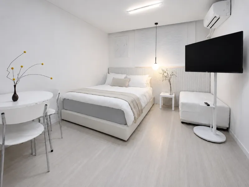 [Jongno, Seoul] Spacious detached house in a prime location, 2 minutes from Sinseol-dong Station, children welcome 2