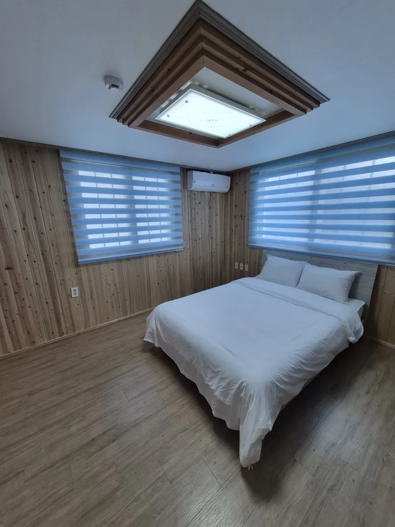 [Hallim, Jeju][Jeju Hyeopjae] Healing Pension Filled with the Scent of Pine Forest #PetFriendly (Building A, 1st Floor / Two-Room) 3