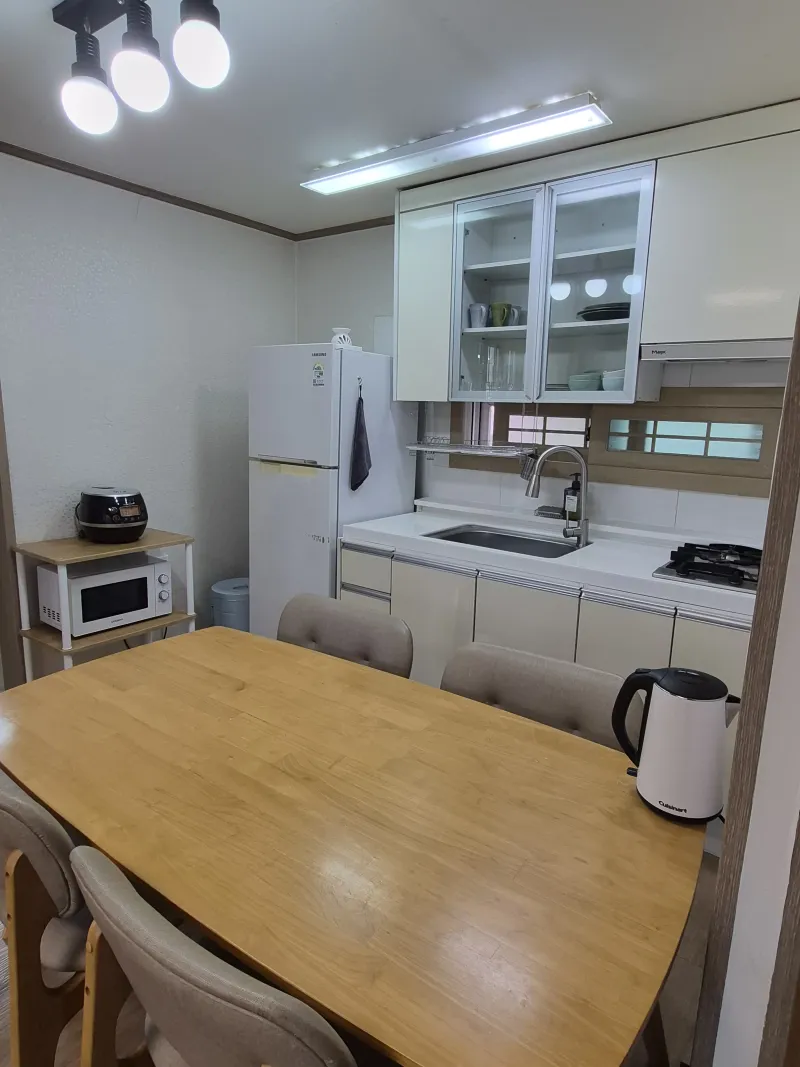[Hallim, Jeju][Jeju Hyeopjae] Healing Pension Filled with the Scent of Pine Forest #PetFriendly (Building A, 1st Floor / Two-Room) 16