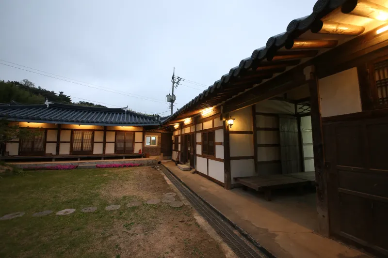 [전북 부안] hanok_1901 2-3인이 머물기 좋은 작은 사랑채 16