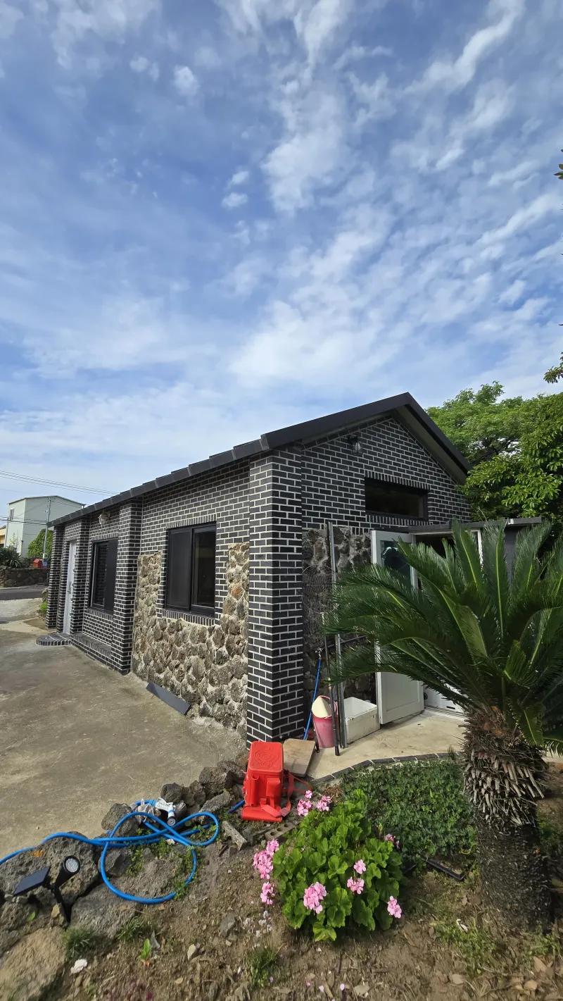 [제주 한경] 휴식이 필요할땐 제주완 한달살기 신축독채 12