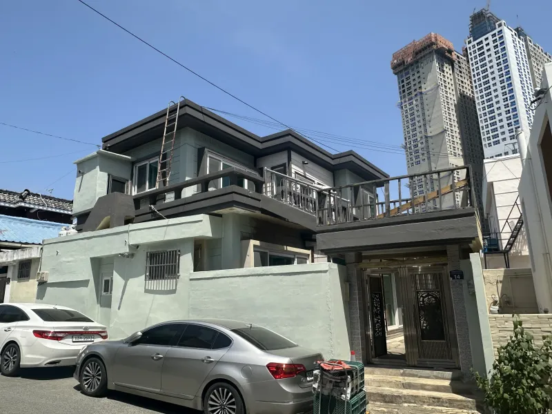 [Busanjin, Busan] 2nd floor of a detached house near Buam Station 6