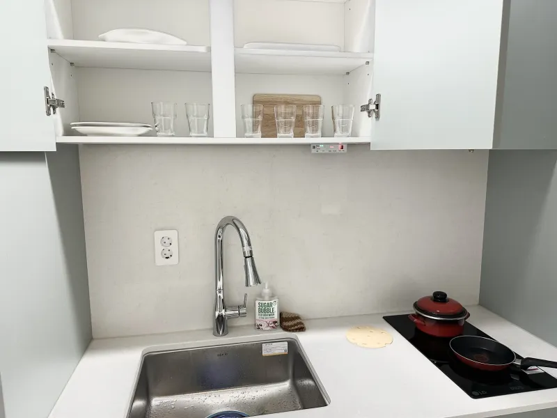 [Yeongdo, Busan][Opening Special] High-floor Ocean View, 1 Minute from Busan Station/Momos Coffee 11