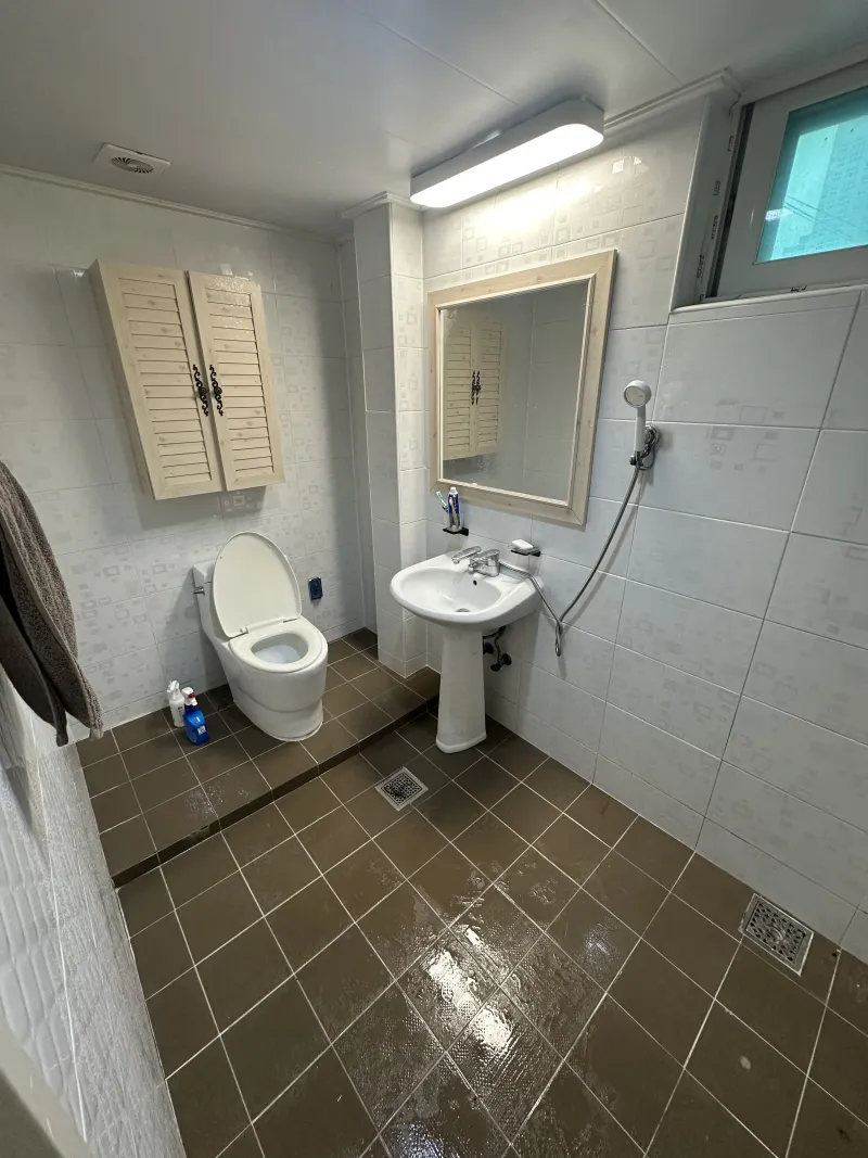 [Busanjin, Busan] 2nd floor of a detached house near Buam Station 4