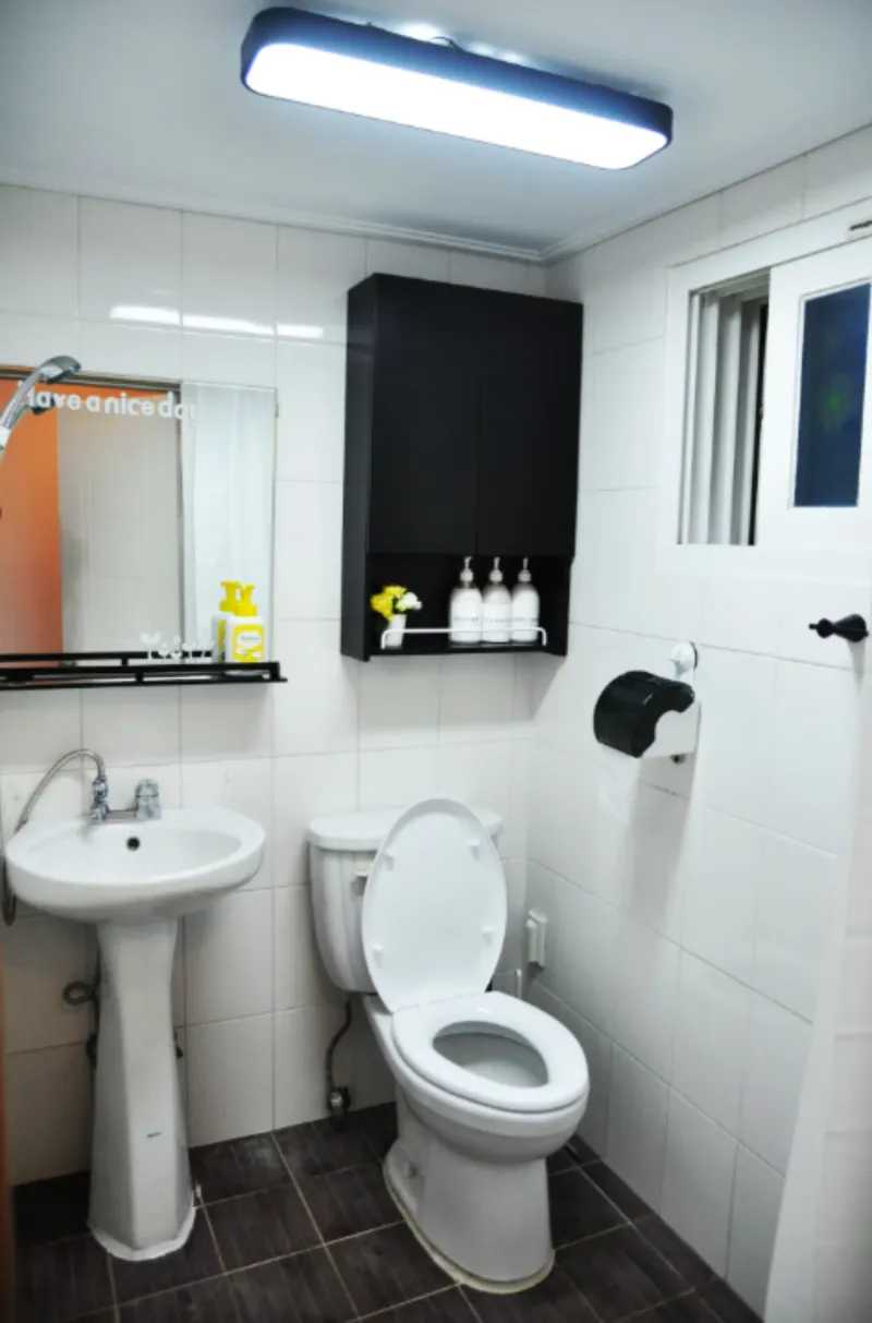 [Mapo, Seoul] Hongdae/ Sinchon / 5-minute walk from the station, fully furnished PINK 6