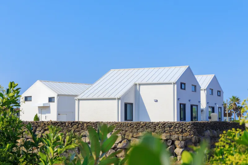 [Daejeong, Seogwipo] Outdoor Jacuzzi / Stylish Private House / Two Rooms / Standard for 4 / Yard / BBQ 39