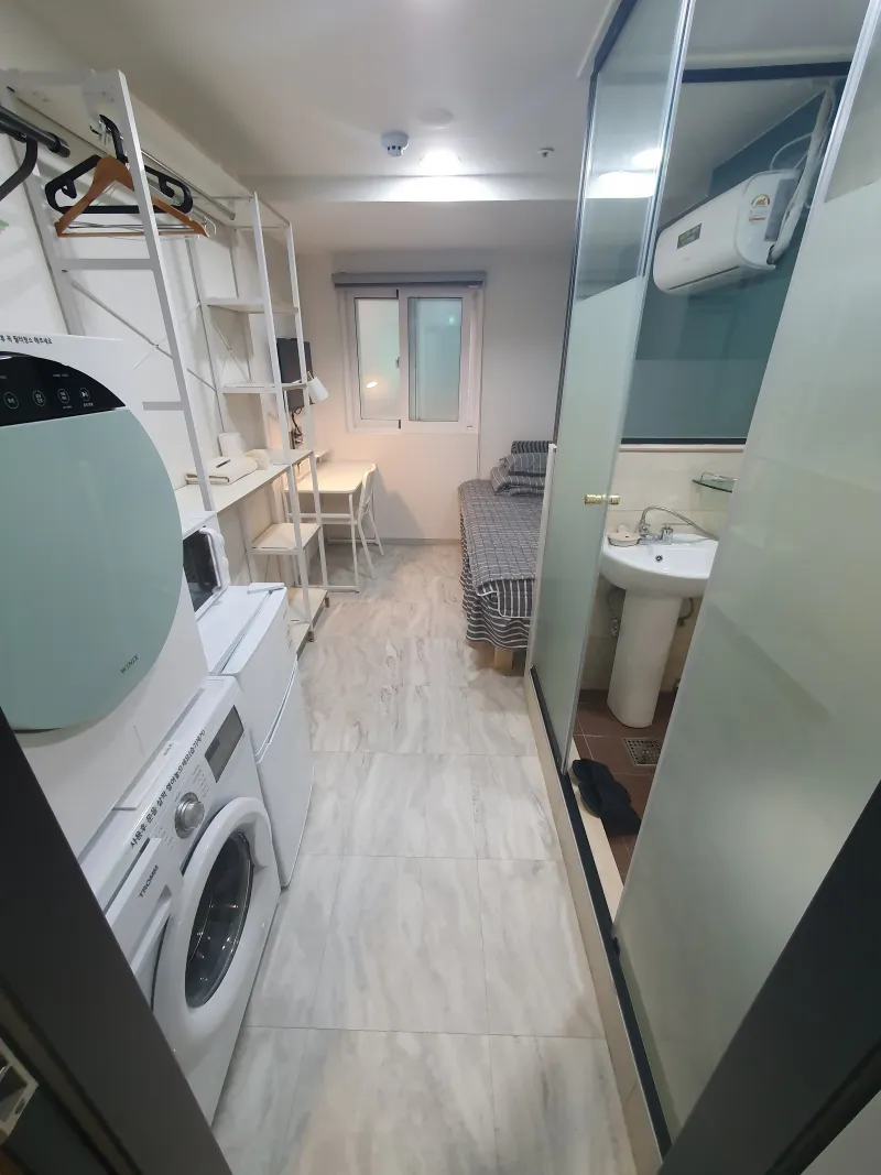 [Songpa, Seoul] Jamsil No Cleaning, No Utilities, Jamsil Saenae Station Fully Furnished Studio Apartment 4