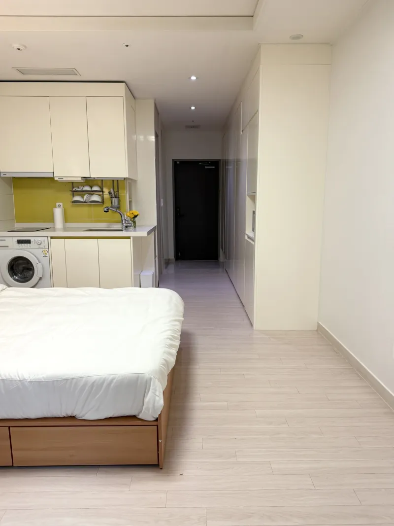 [Seongnam][Seongnam, Gyeonggi-do] 2-Person Separated Workstay Pangyo 3