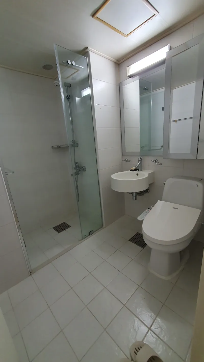 [Yeonje, Busan] 5-minute walk from Busan National University of Education double station area 9