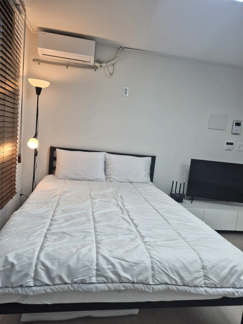 [Yongsan, Seoul] Pretty studio in a newly built building adjacent to the Haebangchon hotspot 12
