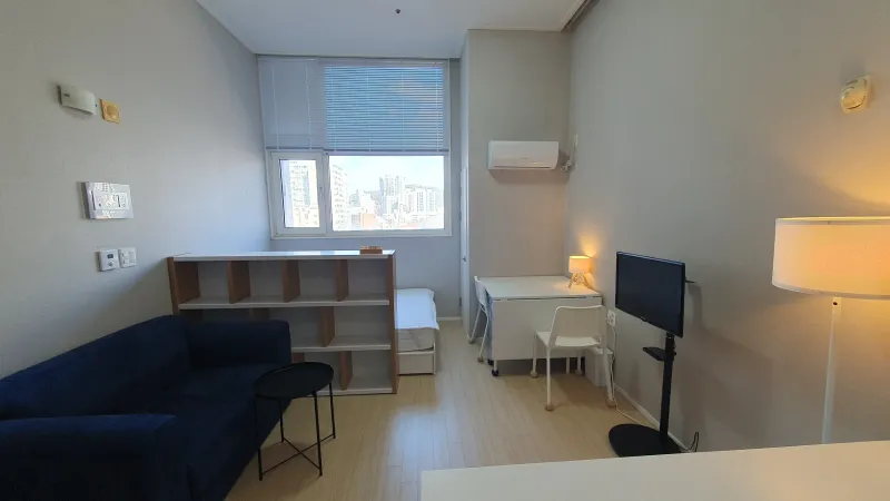 [Yeonje, Busan] 5-minute walk from Busan National University of Education double station area 3