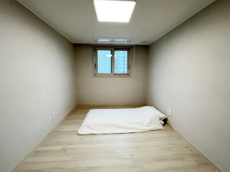 [Nam-gu, Busan] New Construction / 30-Pyeong Partial Ocean View Premium Stylish Apartment High Floor Workation 5