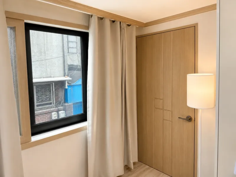 [Yongsan, Seoul][5-minute walk from Seoul Station] Spacious 1.5-room / Separate bedroom 5