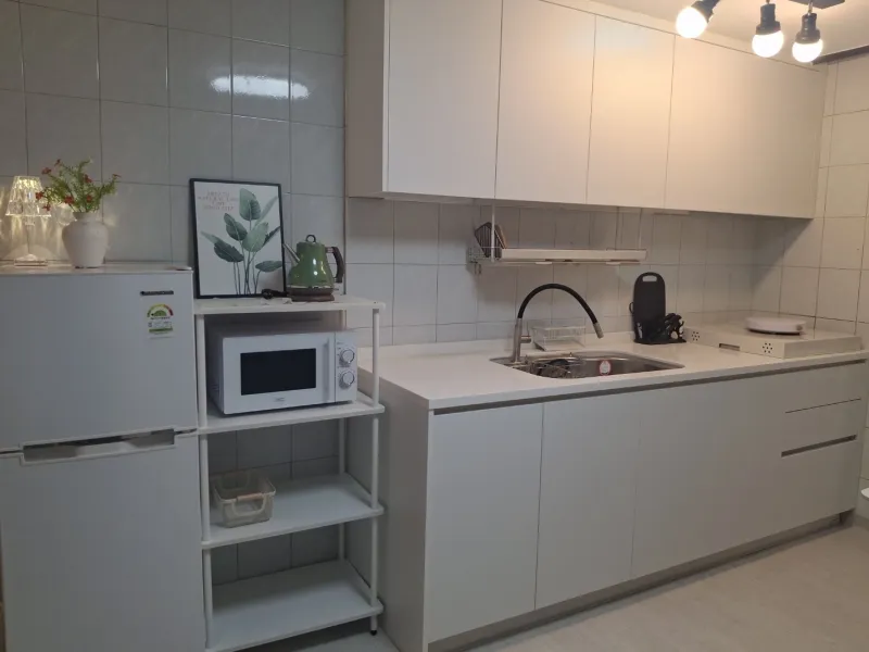 [Jongno, Seoul] Hyehwa Station. 5 minutes from Seoul National University Hospital. Semi-basement 6
