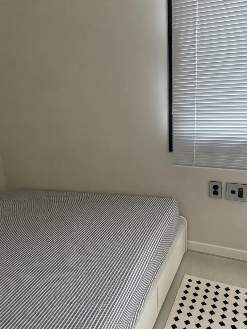 [Daejeong, Seogwipo] A tranquil ocean view with Moslpo Port behind it 3