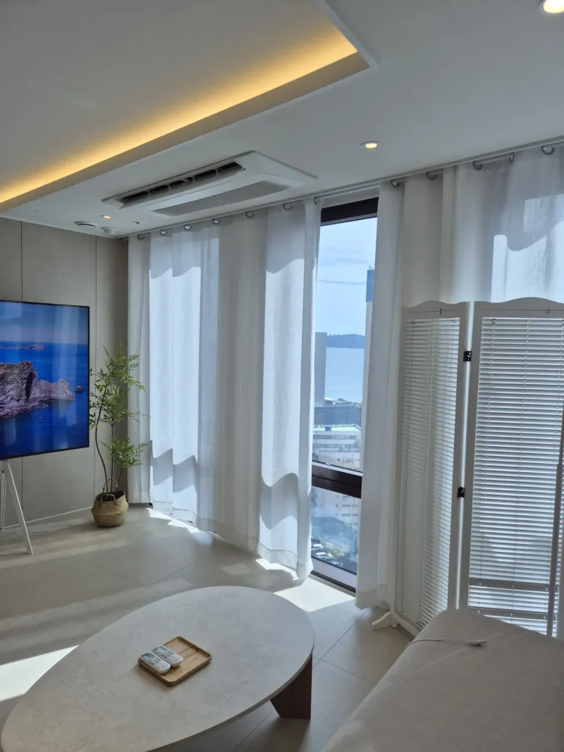 [Haeundae, Busan] 14th Floor, New Building, 3-Minute Walk to Haeundae Beach (Partial Ocean View) 10