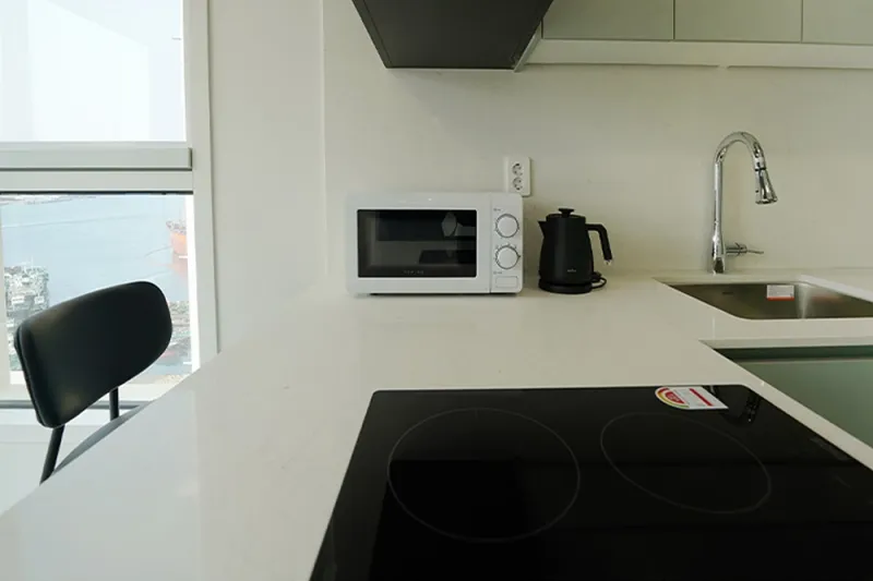 [Yeongdo, Busan] Ocean View Suite (2-Room Type) 15