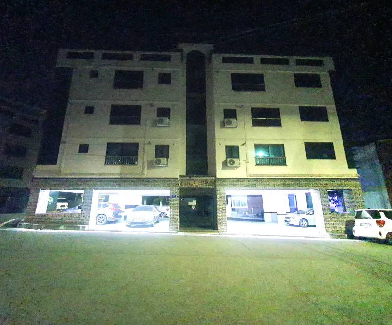 [Gumi] Fully Remodeled, Fully Furnished Studio Unit 204 15