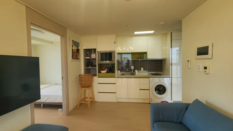 [Jungmun-dong, Seogwipo] Jungmun Ocean, Top Floor, Two Rooms, 1 Queen Bed, 1 Super Single, Ocean View, Suite Room 16