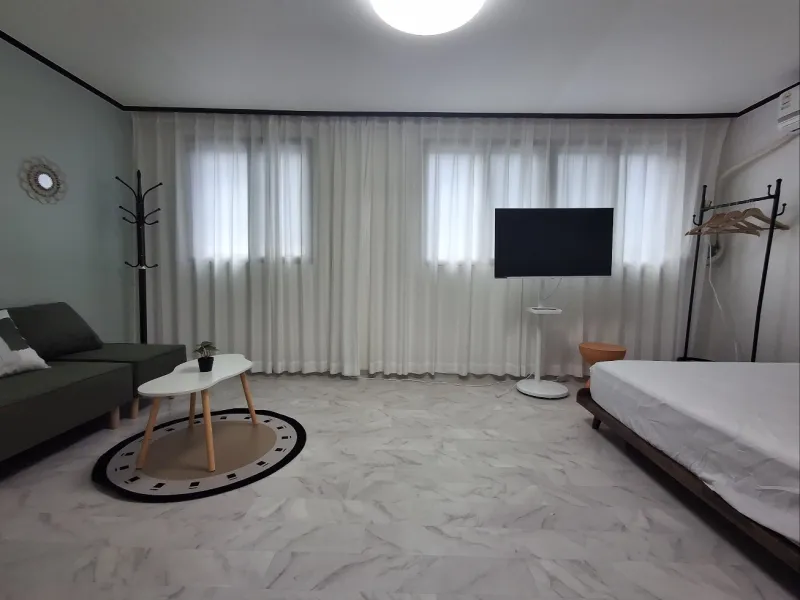 [Jongno, Seoul] Hyehwa Station, 5 minutes from Seoul National University Hospital, 3rd floor 5