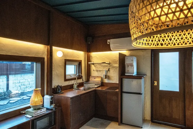 [Gujwa, Jeju] 7-minute walk to Sehwa Beach, private house #3Rooms #HomeCafe #Playroom #Jacuzzi #BBQ 50