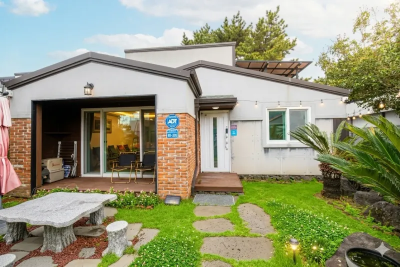 [Gujwa, Jeju] Bijarim duplex independent house 25 pyeong #Pets allowed #Swimming pool 21
