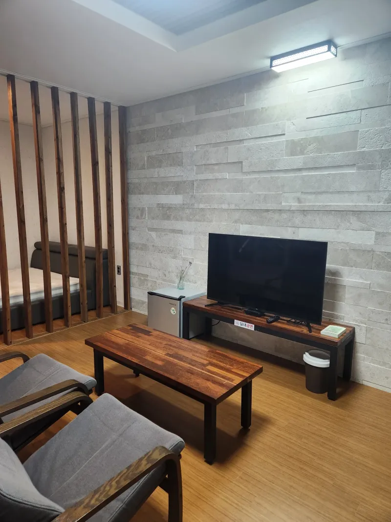 [Pyoseon, Seogwipo] House No. 101 with a Swimming Pool 3