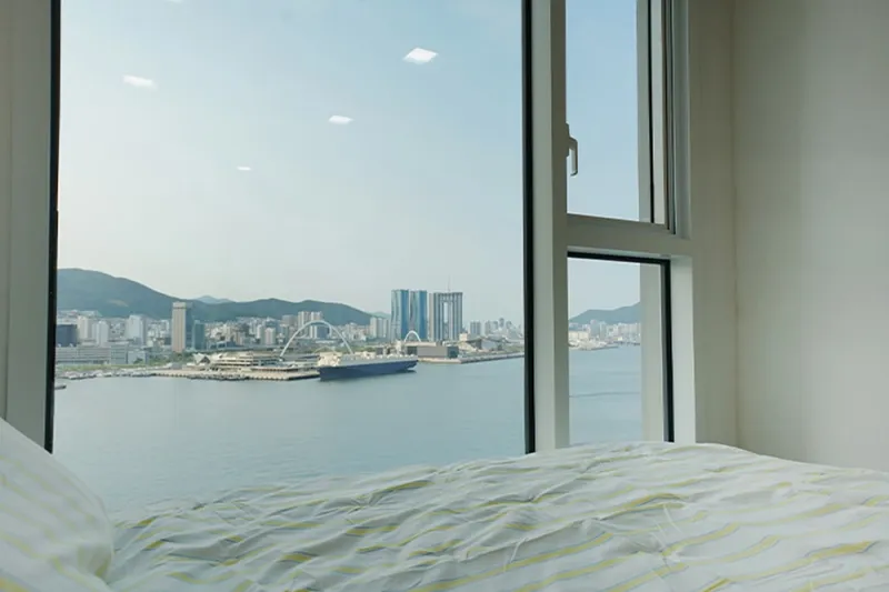 [Yeongdo, Busan] Ocean View Suite (2-Room Type) 6