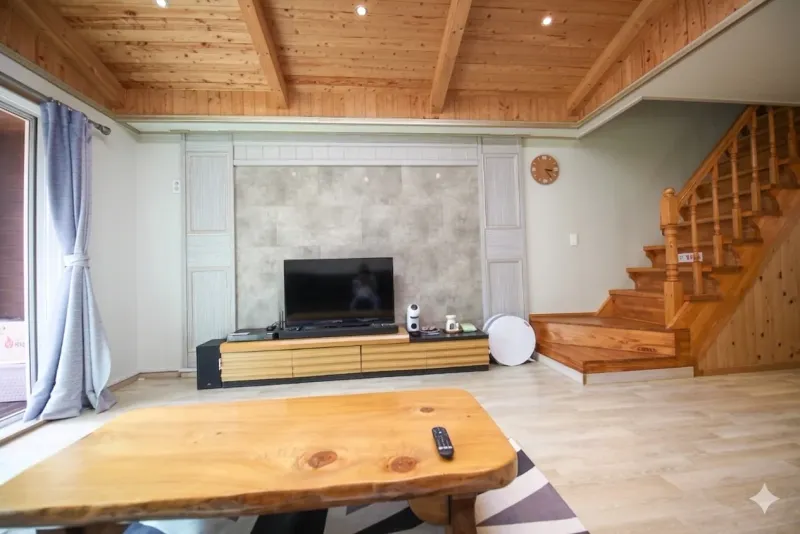 [Gujwa, Jeju] Bijarim duplex independent house 25 pyeong #Pets allowed #Swimming pool 10