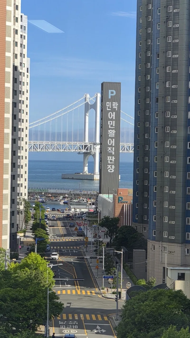 [부산 수영] 광안리해변.민락더마켓 도보5분,1층 GS25편의점.무료주차 10