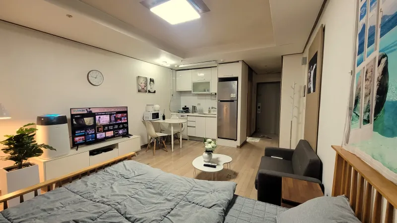 [Gangnam, Seoul] 2-minute walk from Seolleung Station. Fully furnished. KC36 4