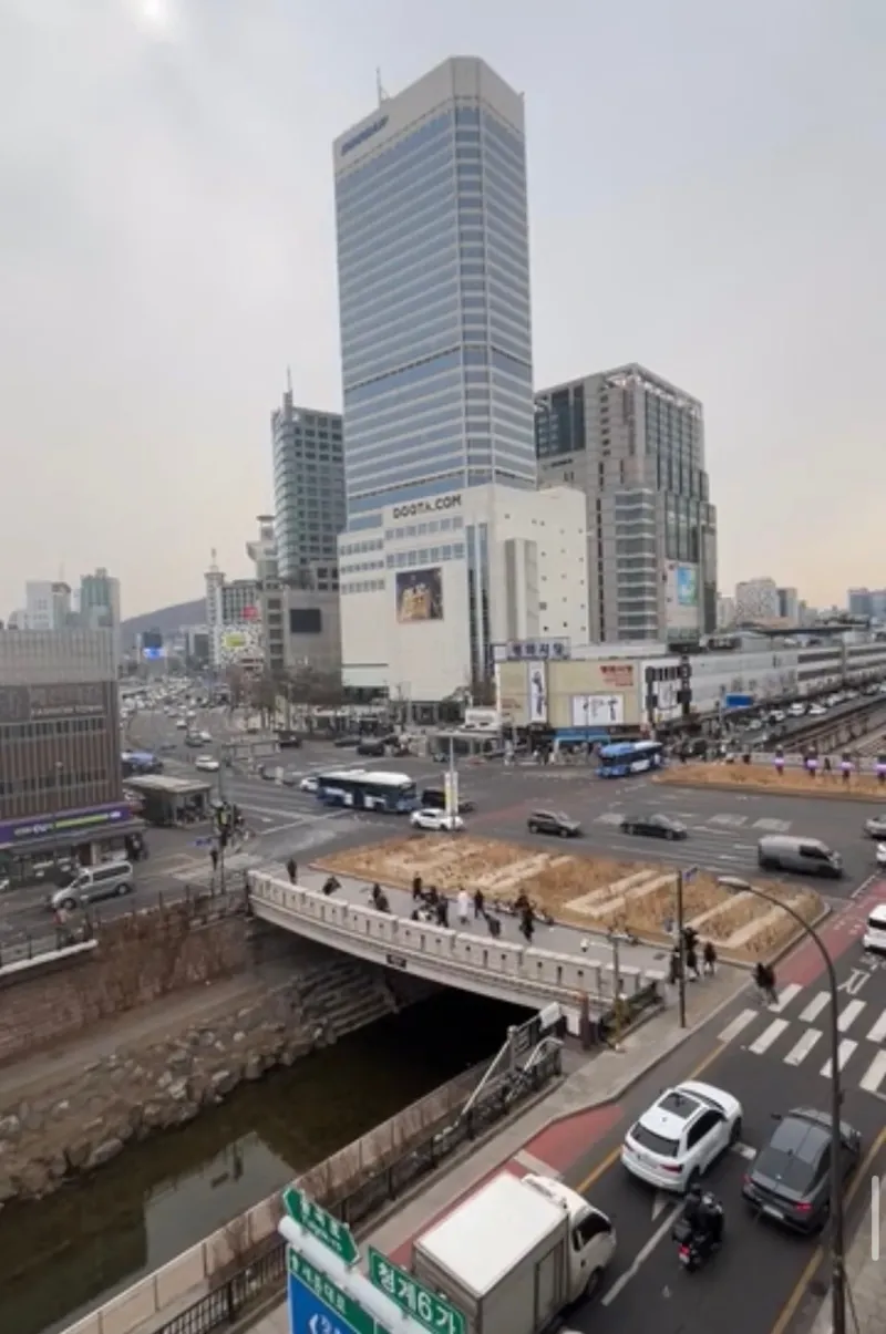 [Jongno, Seoul] DDP stay (right above Lines 1, 2, 4, and 5) 45