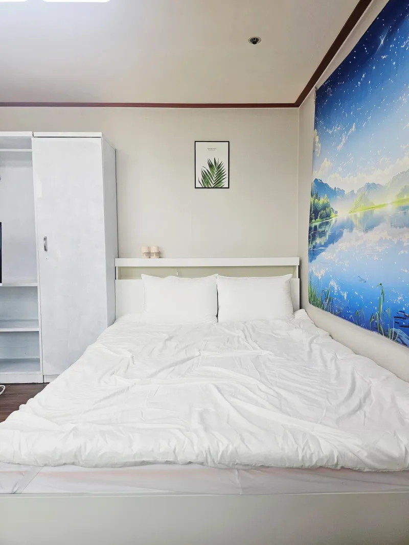 [Anyang] 2 minutes from Beomgye Station, 2 queen beds, free parking 2