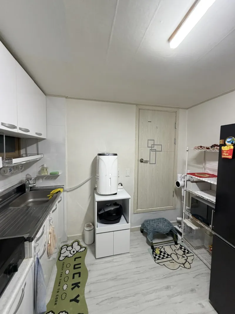 [Mapo, Seoul] Fully Furnished Two-Room Apartment, 3-Minute Walk from Yeontral Park and Hongik Univ. Station 15