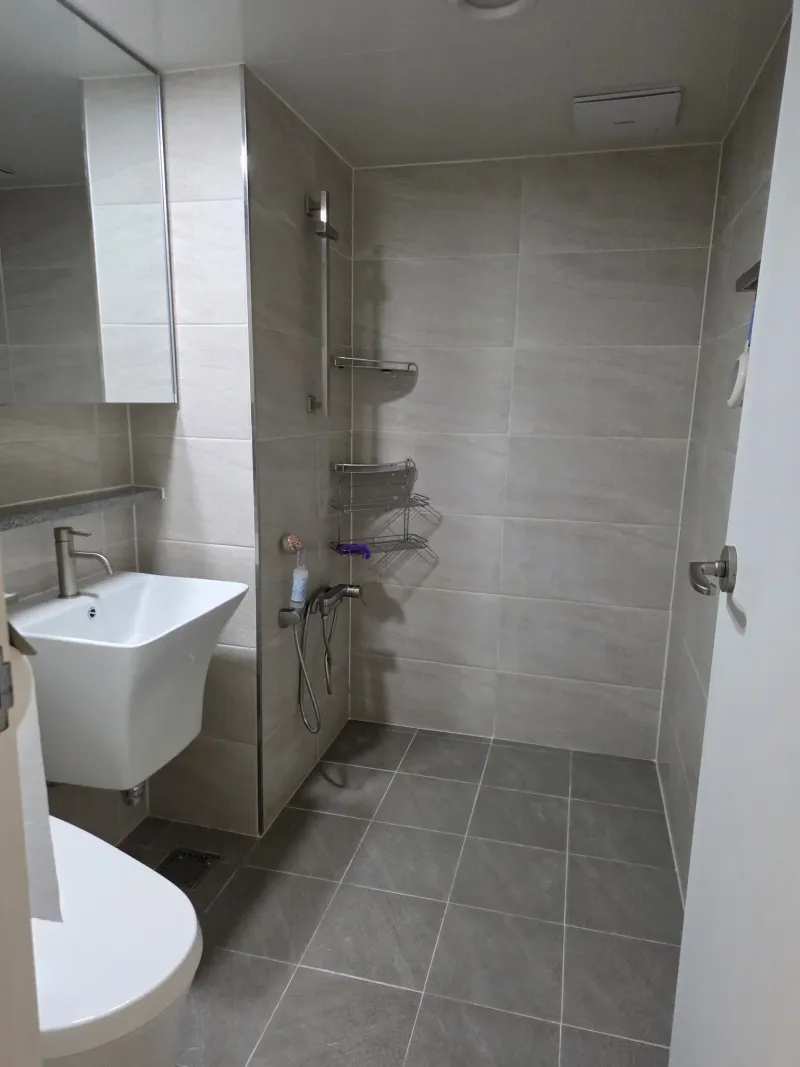 [Seocho, Seoul] Moving/Interior Blank. Business Trips and Travelers 9