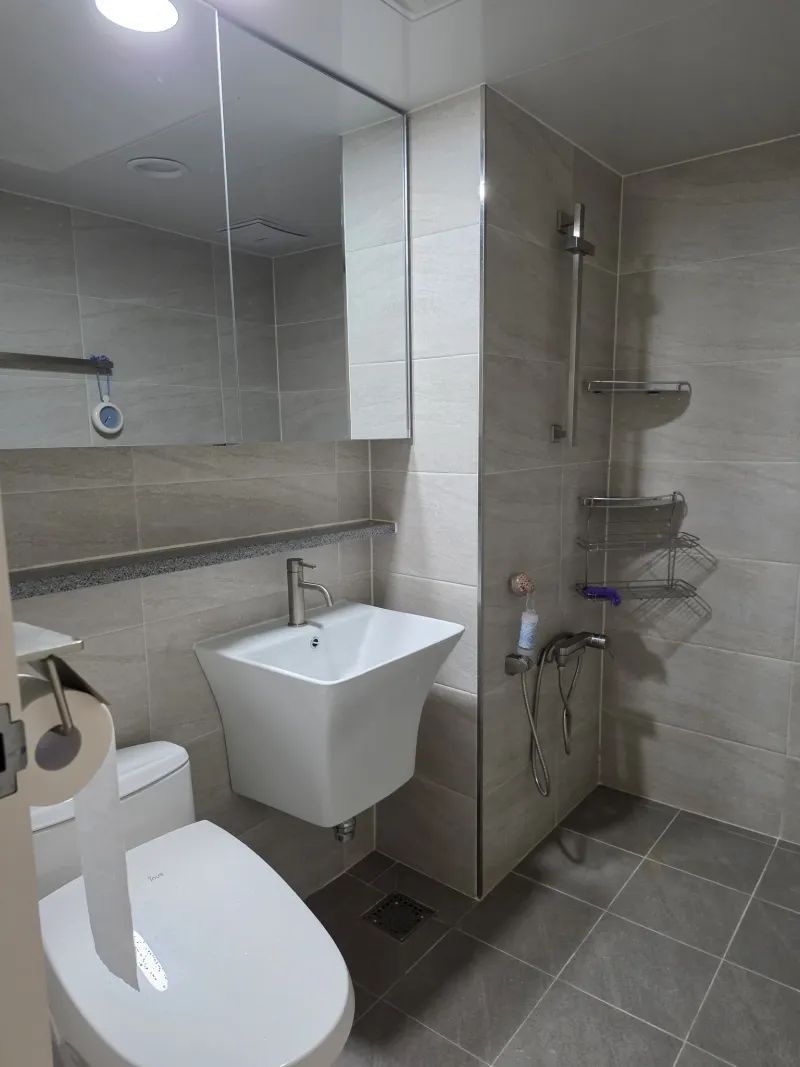 [Seocho, Seoul] Moving/Interior Blank. Business Trips and Travelers 10