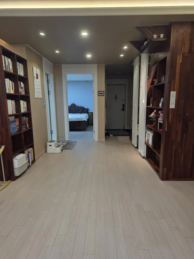 [Seocho, Seoul] Moving/Interior Blank. Business Trips and Travelers 15