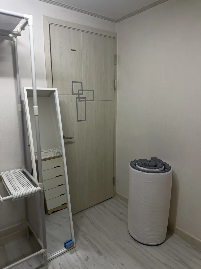 [Mapo, Seoul] Fully Furnished Two-Room Apartment, 3-Minute Walk from Yeontral Park and Hongik Univ. Station 10