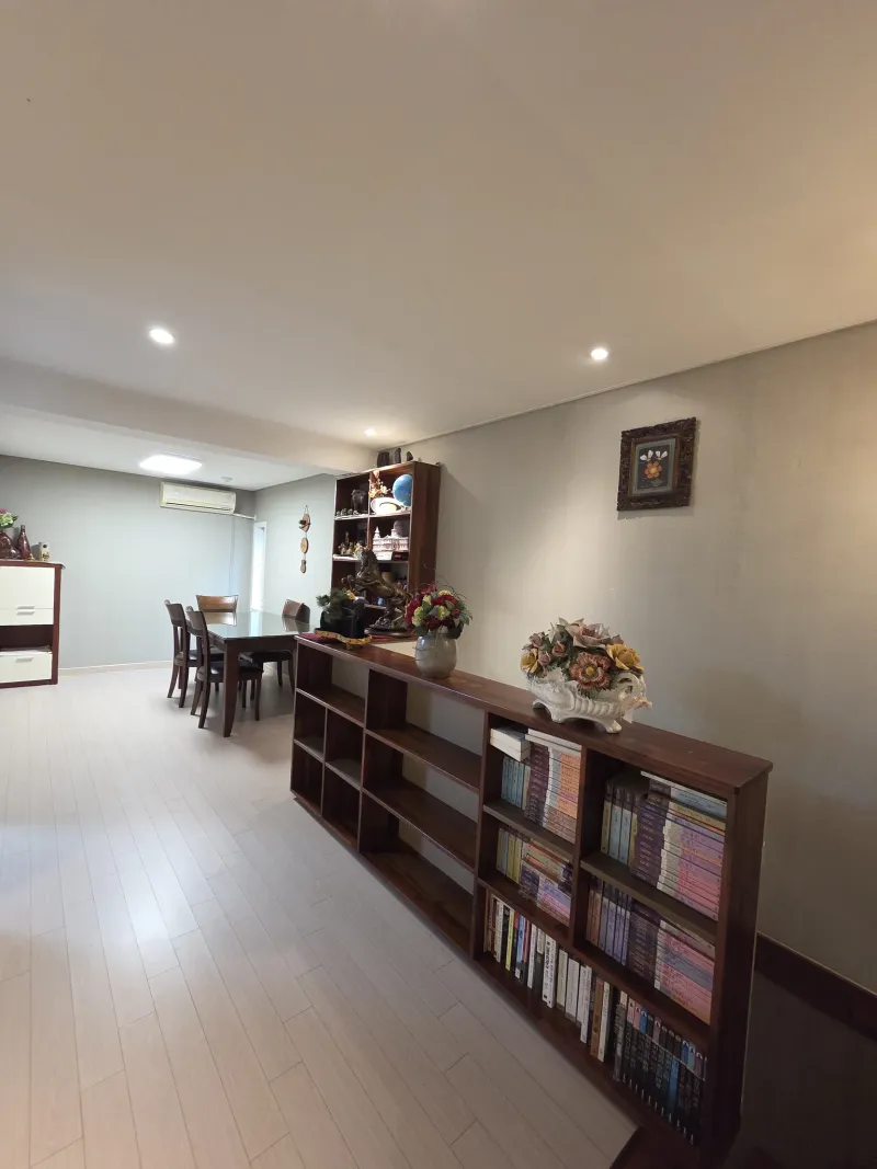 [Seocho, Seoul] Moving/Interior Blank. Business Trips and Travelers 26
