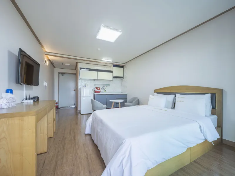 [Gujwa, Jeju] Jeju Seongsan Ocean View Double Room, 3rd Floor, Room 303 2