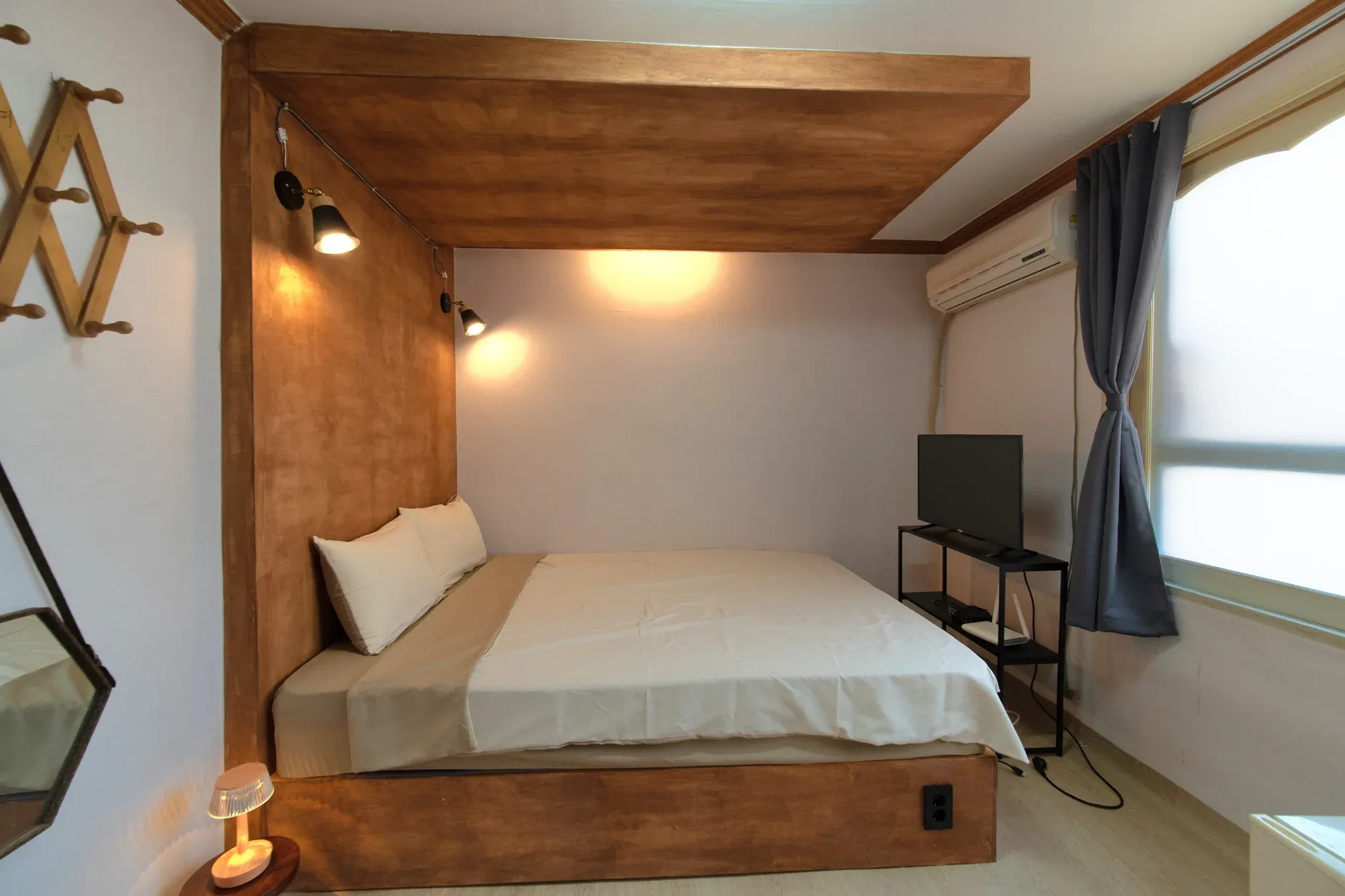Studio in Buk-gu, Busan — 10m², sleeps 2, 1 bath