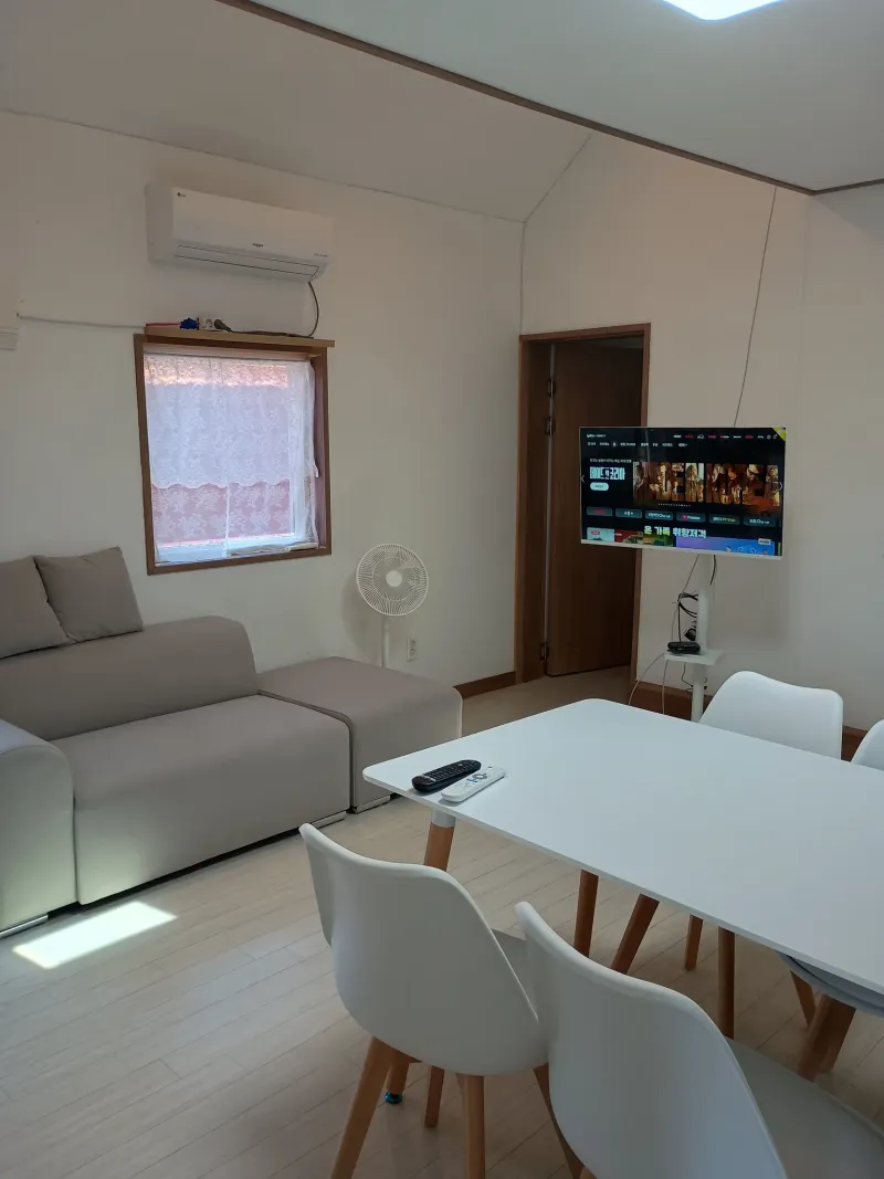 [제주 한경] 선셋이 유명한 용수리 마을의 동화같은 복층집으로 초대합니다 11