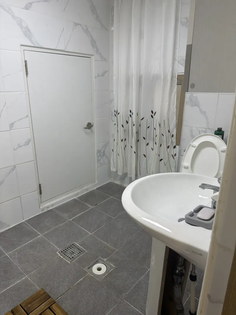 [Yeongdo, Busan] Kkaebi's House 8