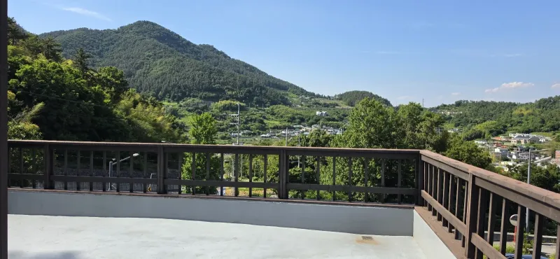 [Geoje] Sentimental accommodation embracing Oepo Port, Deokpo Sea, and Daegum Mountain, outdoor BBQ 24
