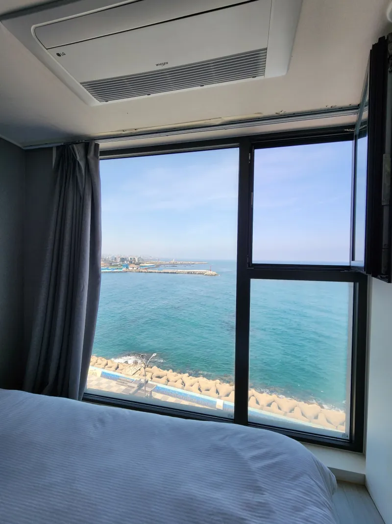 [Dodu 1-dong, Jeju] A beautiful house above the sea 21