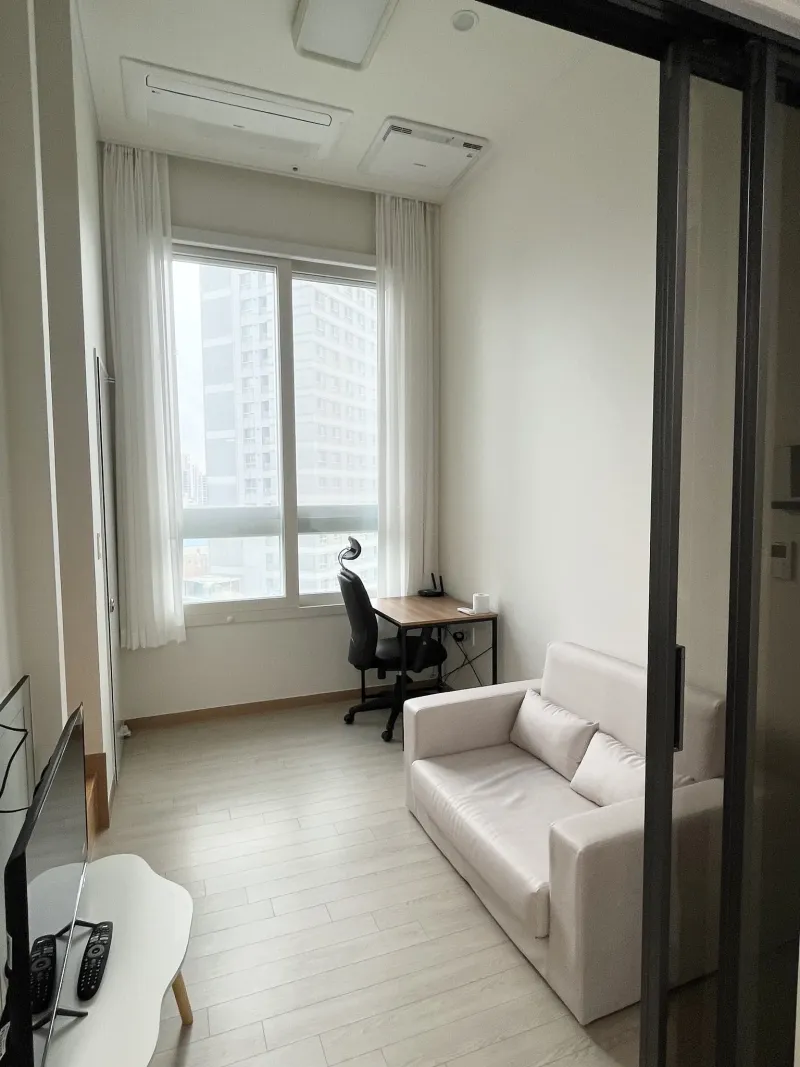 [Dongdaemun, Seoul] Newly Built 1.5-Room Duplex, Jegidong Station 2