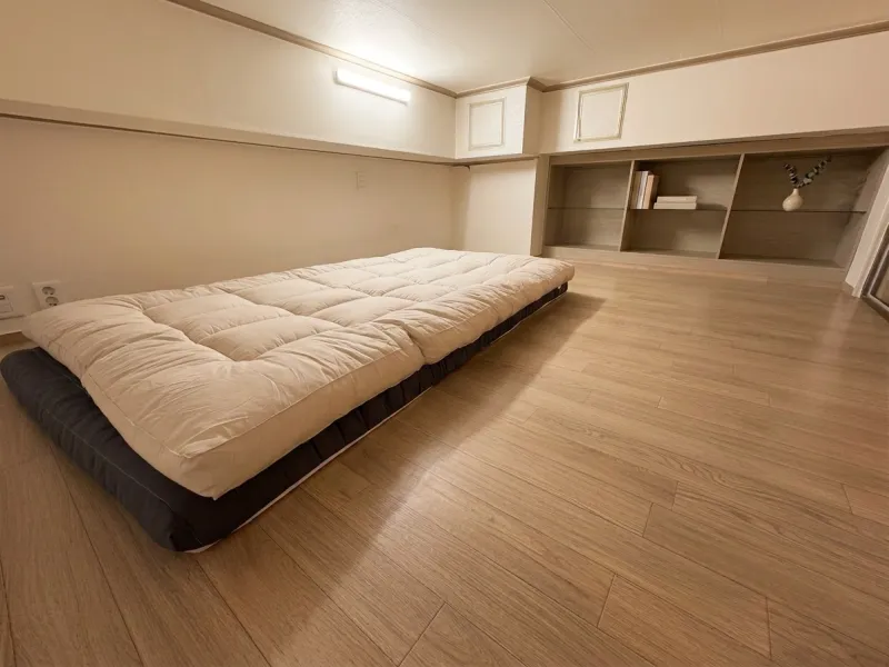 [Seongbuk, Seoul] Spacious duplex with great natural light, just 1 minute from Sungshin Women's University Station 3