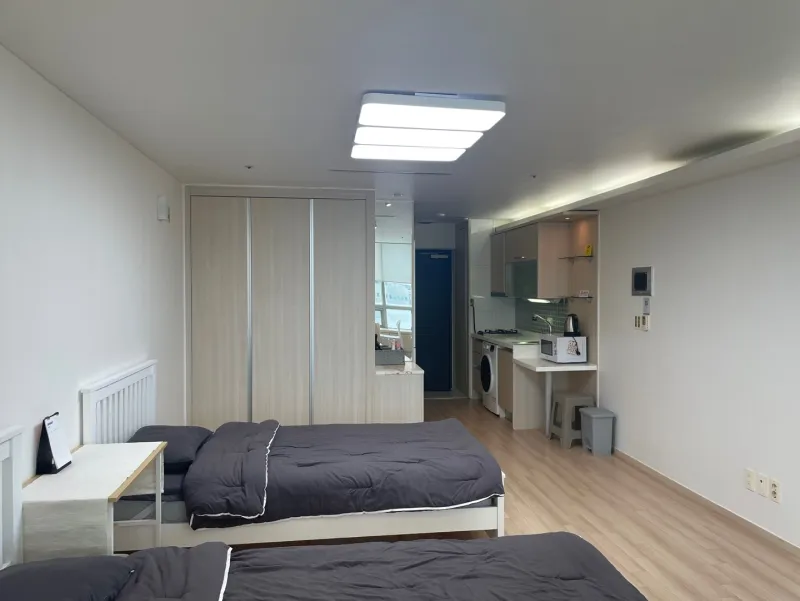 [Yeongjong, Incheon] ## IBC Dioville Airport Front, Remodeled, Fully Furnished 6